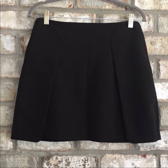 NWT Banana Republic Black Mini Skirt - Sz 6 - Picture 6 of 8